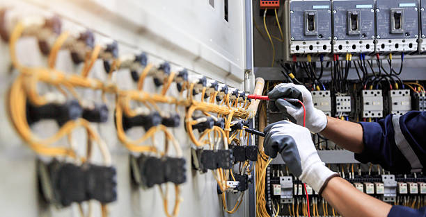 Professional Electrician technician working in Wills Point, TX